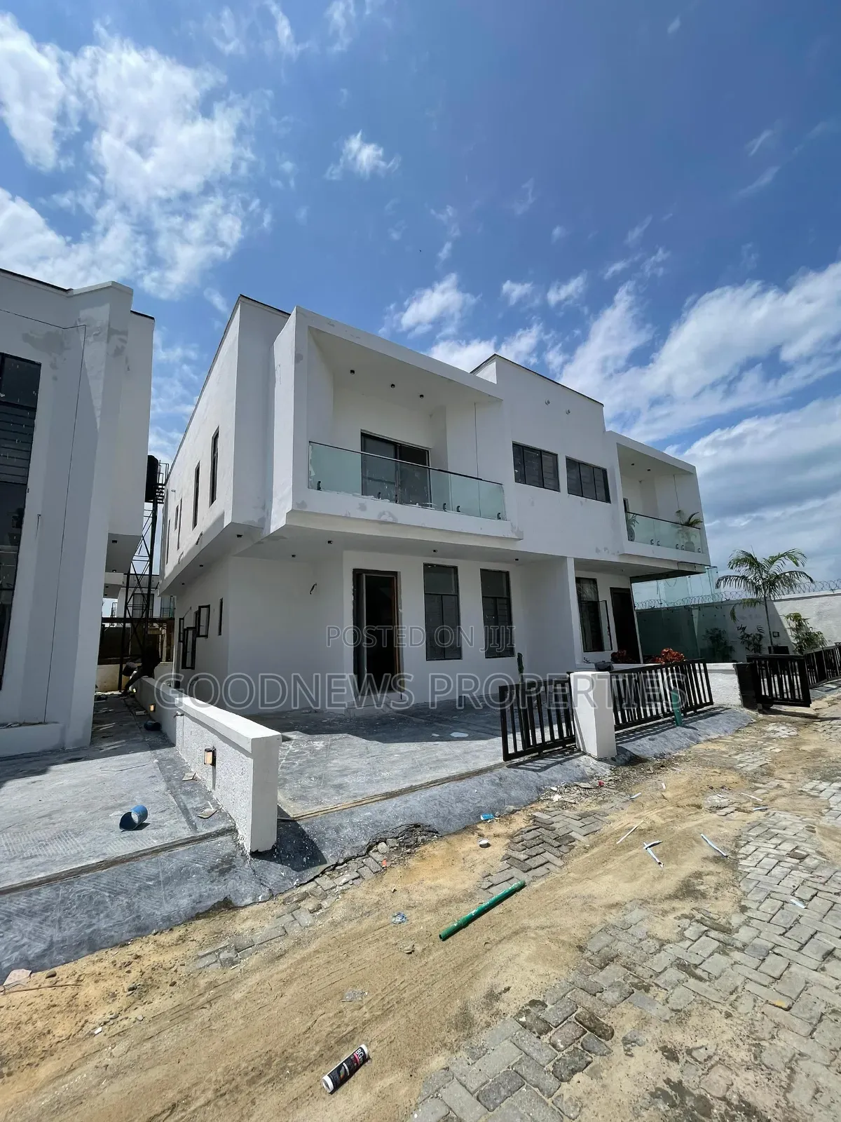 4bdrm Duplex in Sangotedo for sale