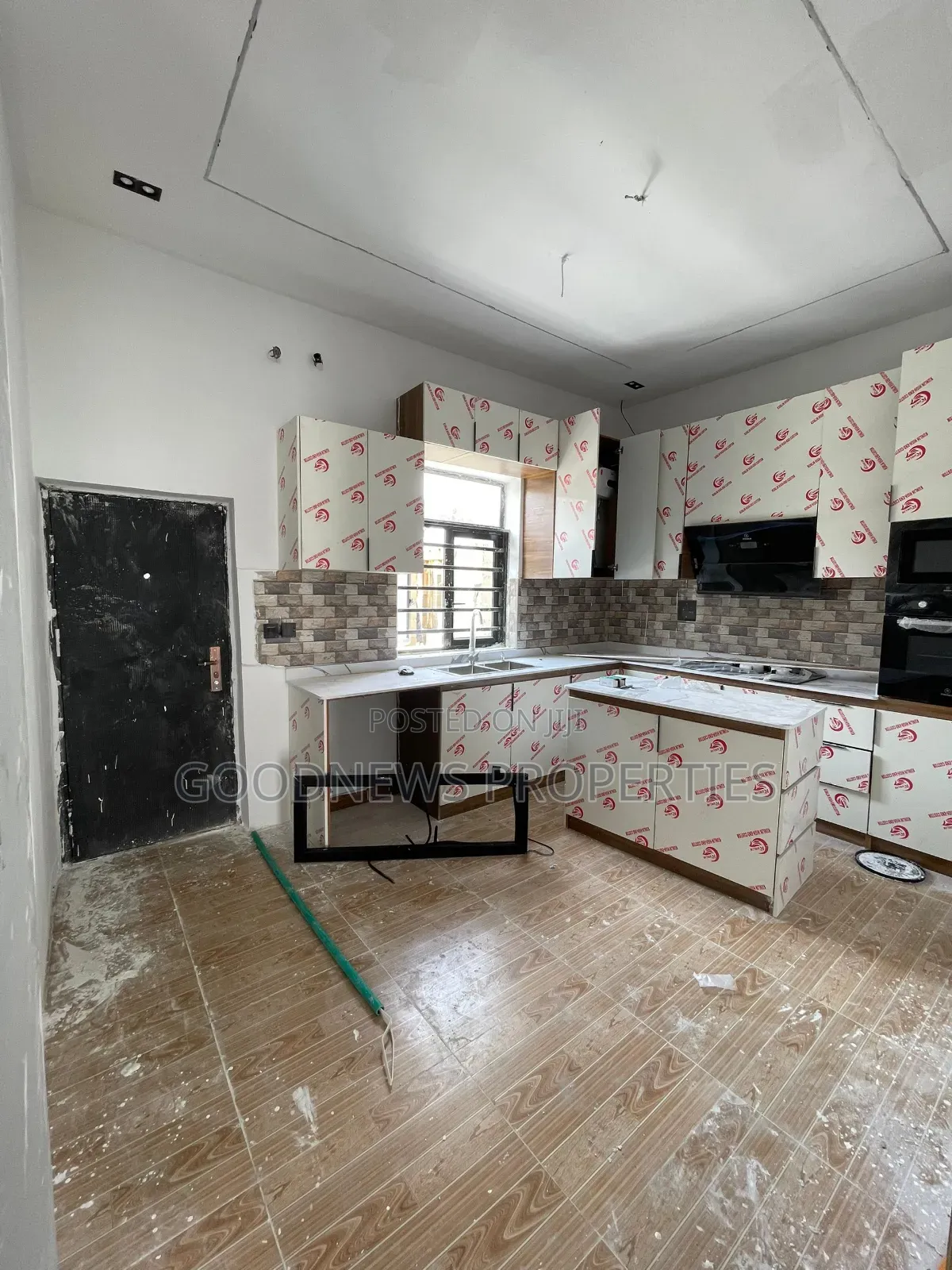 4bdrm Duplex in Sangotedo for sale