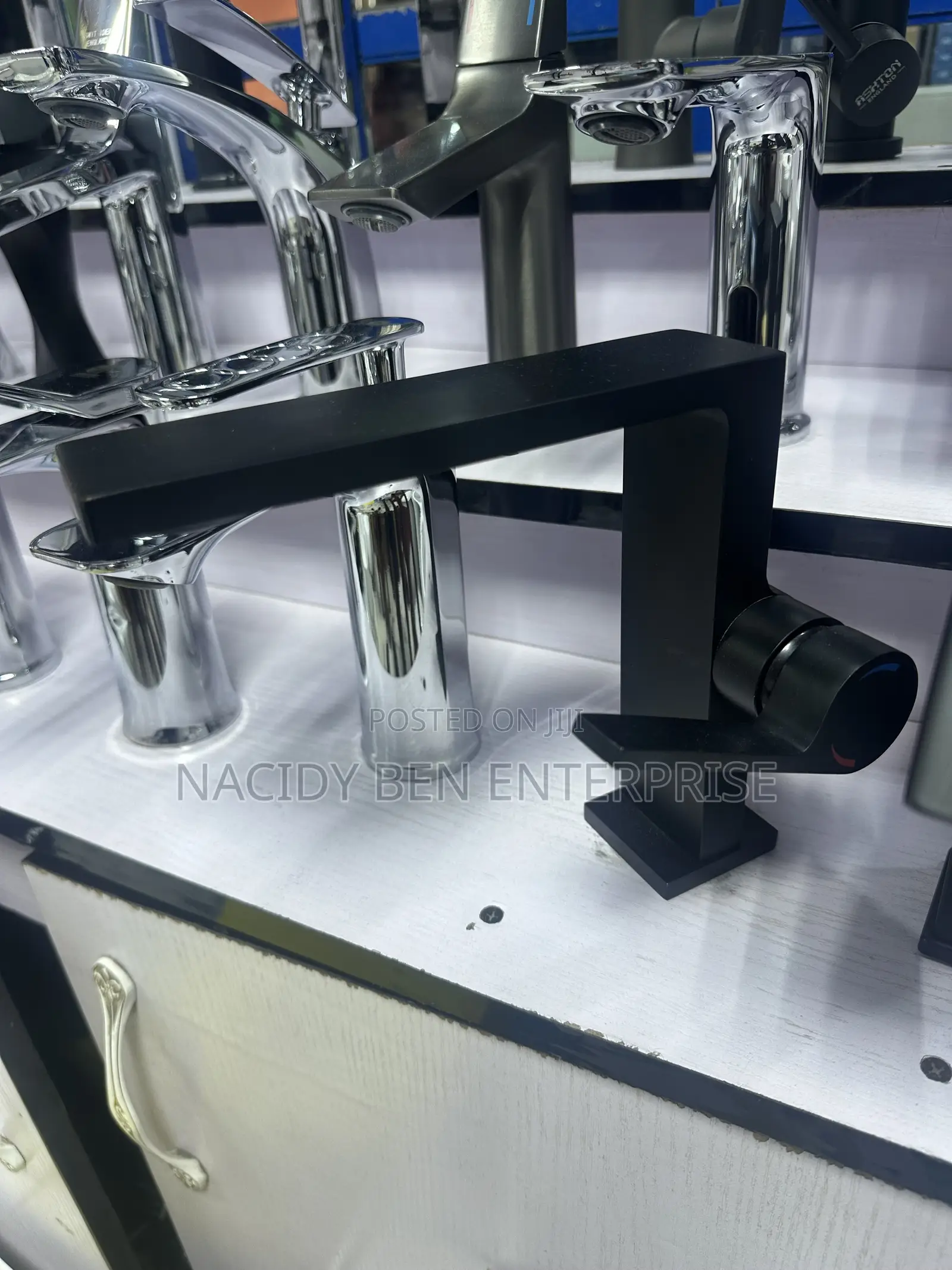 Black Basin Mixer