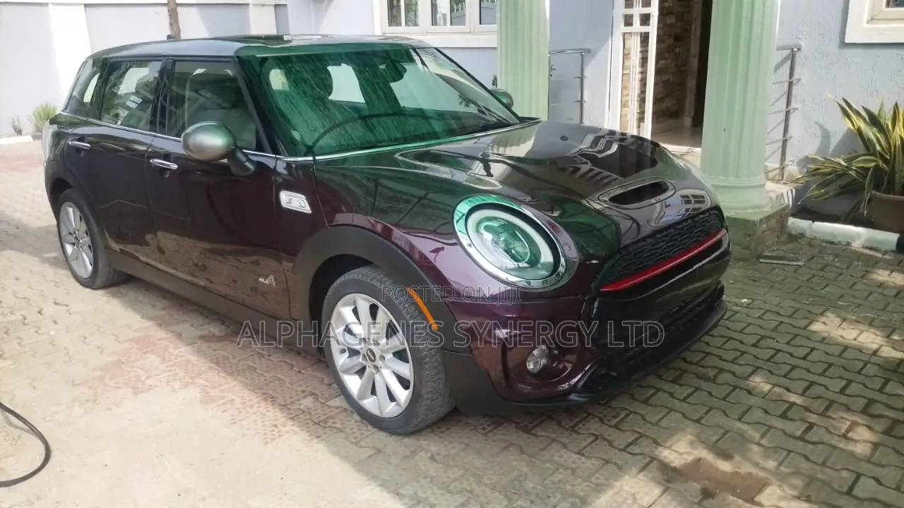 Mini Clubman Cooper S ALL4 2017 Brown