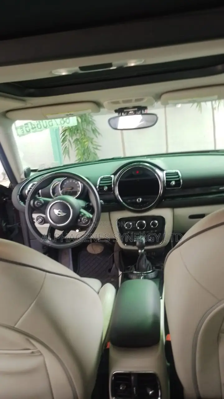Mini Clubman Cooper S ALL4 2017 Brown