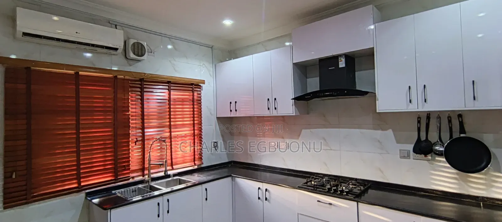 Luxury 3bed Apt in Apo | Metro City Est | 24/7 Light, Wi-Fi en-Suite