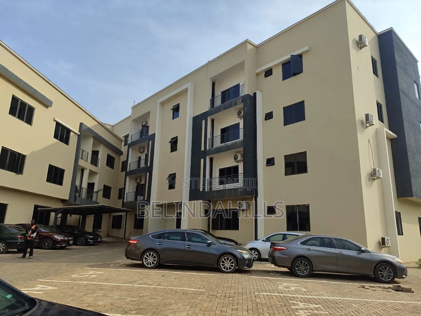 4bdrm Townhouse / Terrace in Mabushi for rent