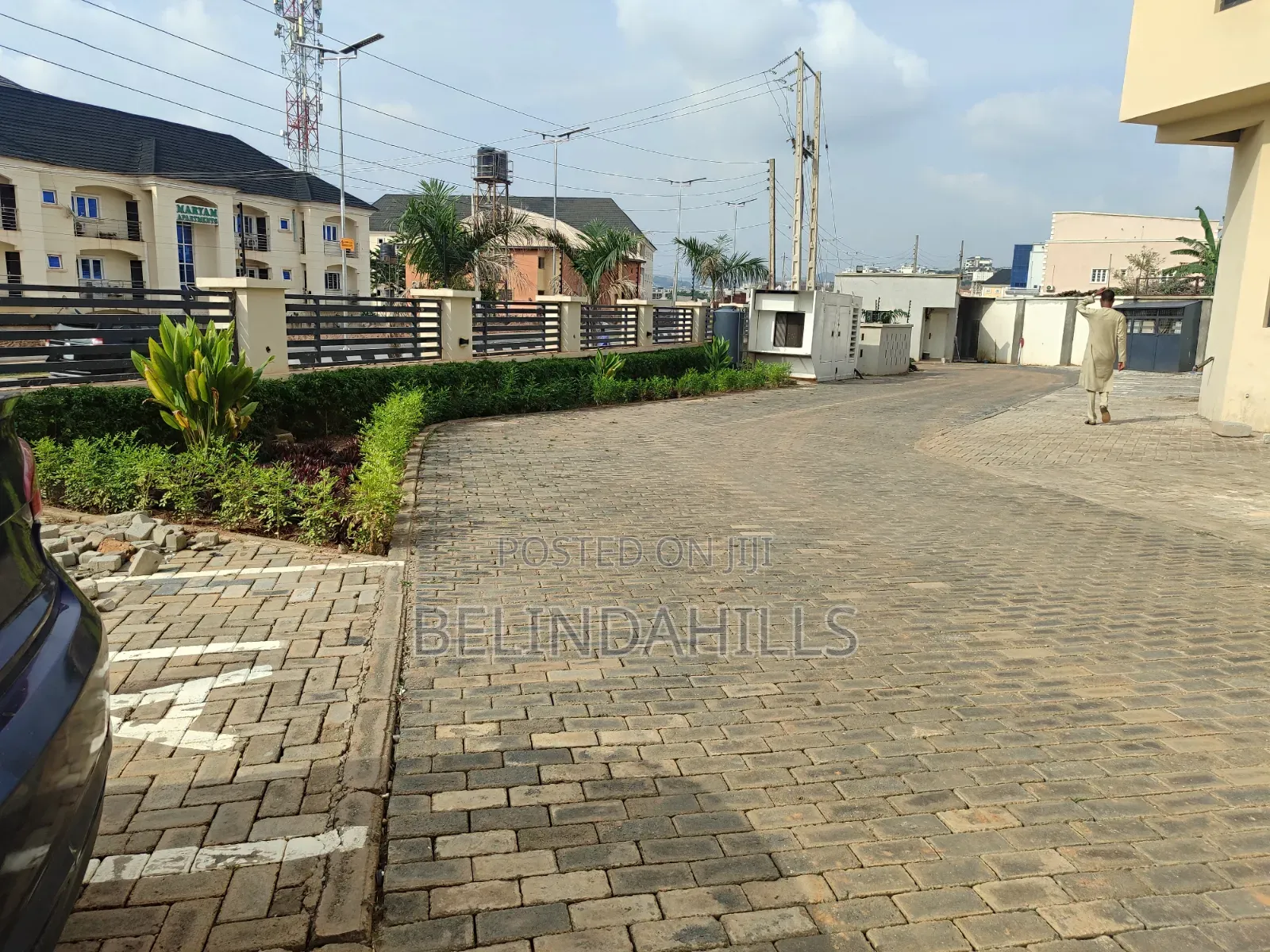 4bdrm Townhouse / Terrace in Mabushi for rent