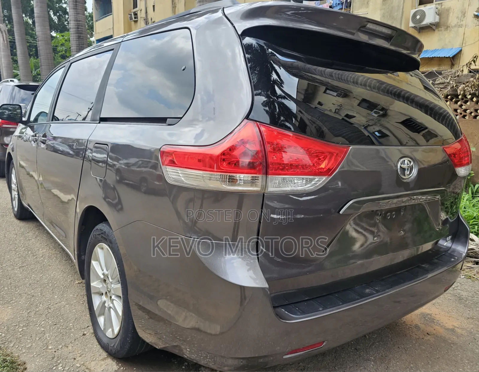 Toyota Sienna 2014 Gray