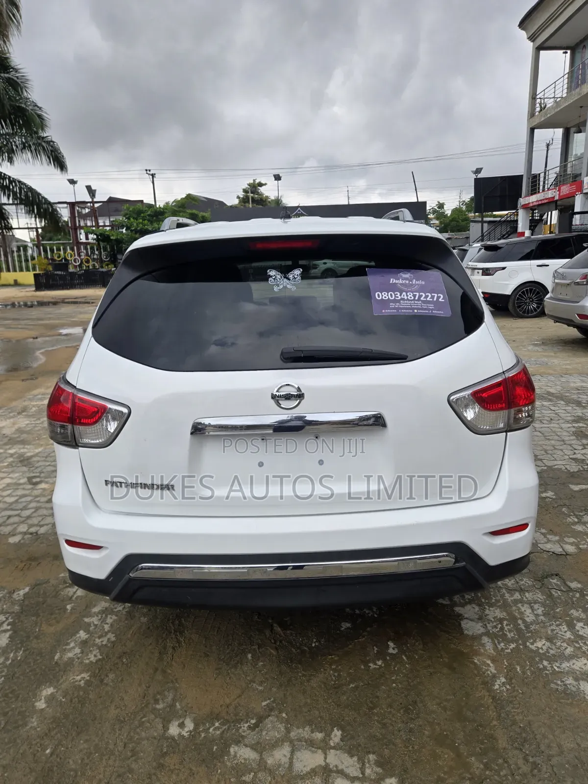 Nissan Pathfinder 2015 White