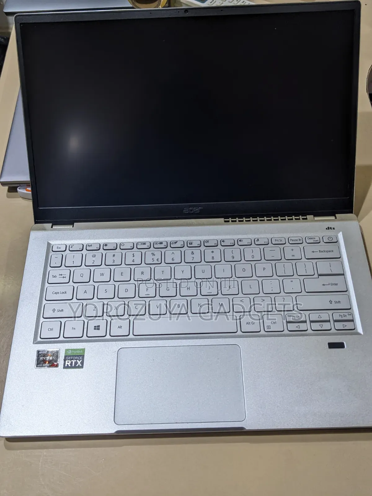 Laptop Acer Swift 14 16GB AMD Ryzen 7 SSD 500GB