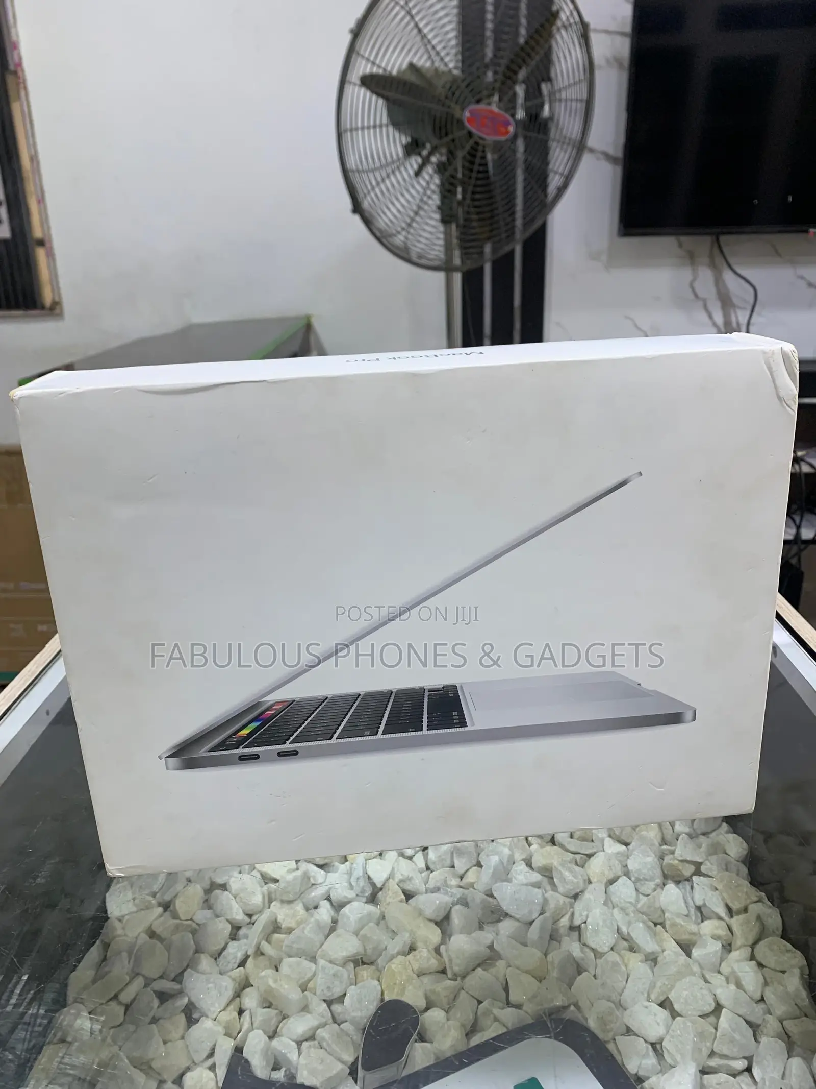 Laptop Apple MacBook Pro 2019 16GB Intel Core i7 SSD 256GB
