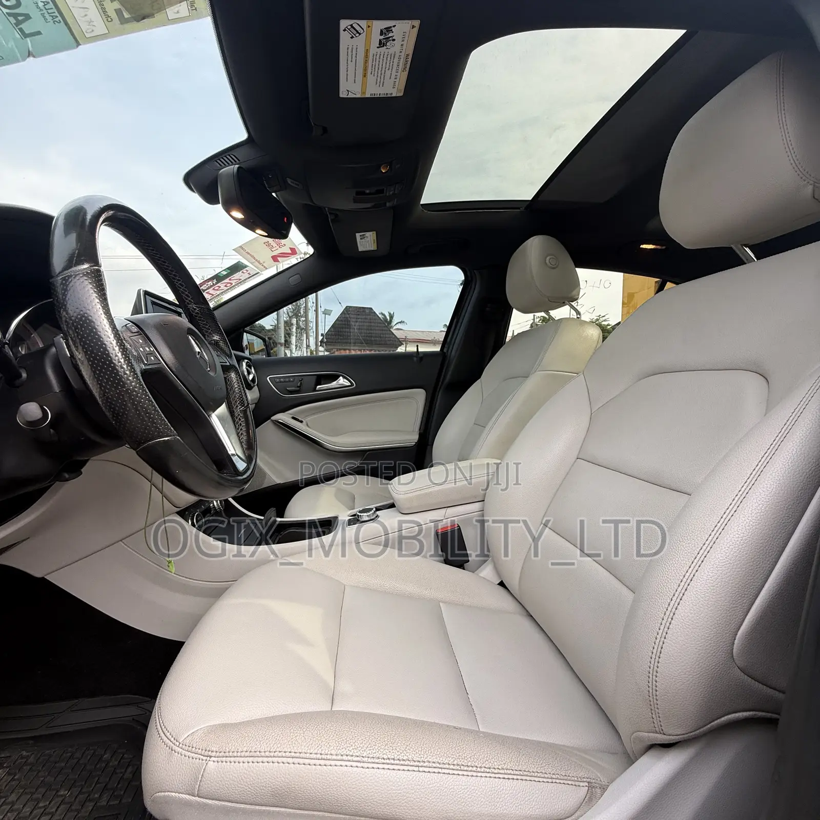 Mercedes-Benz GLA 250 2015 Black