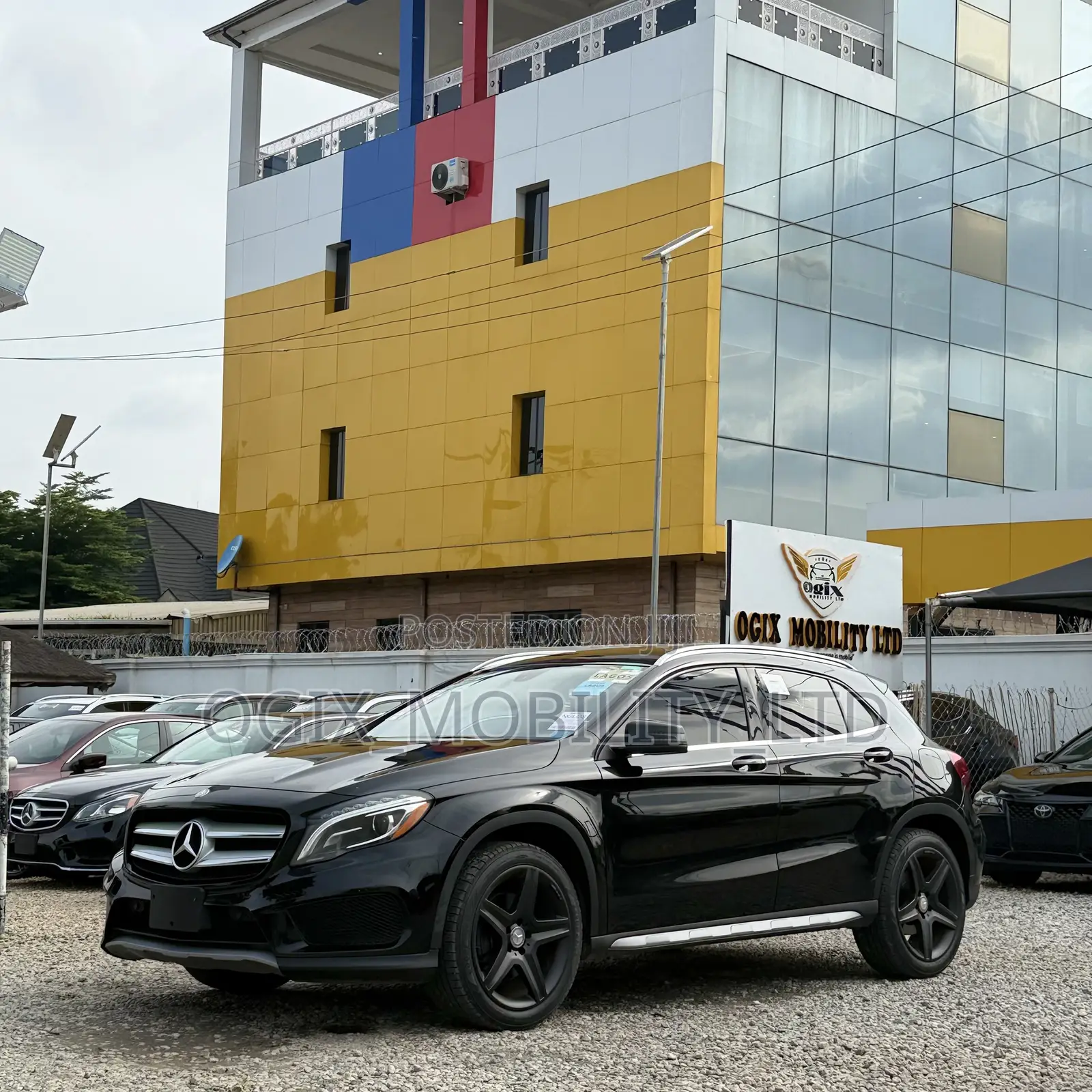 Mercedes-Benz GLA 250 2015 Black