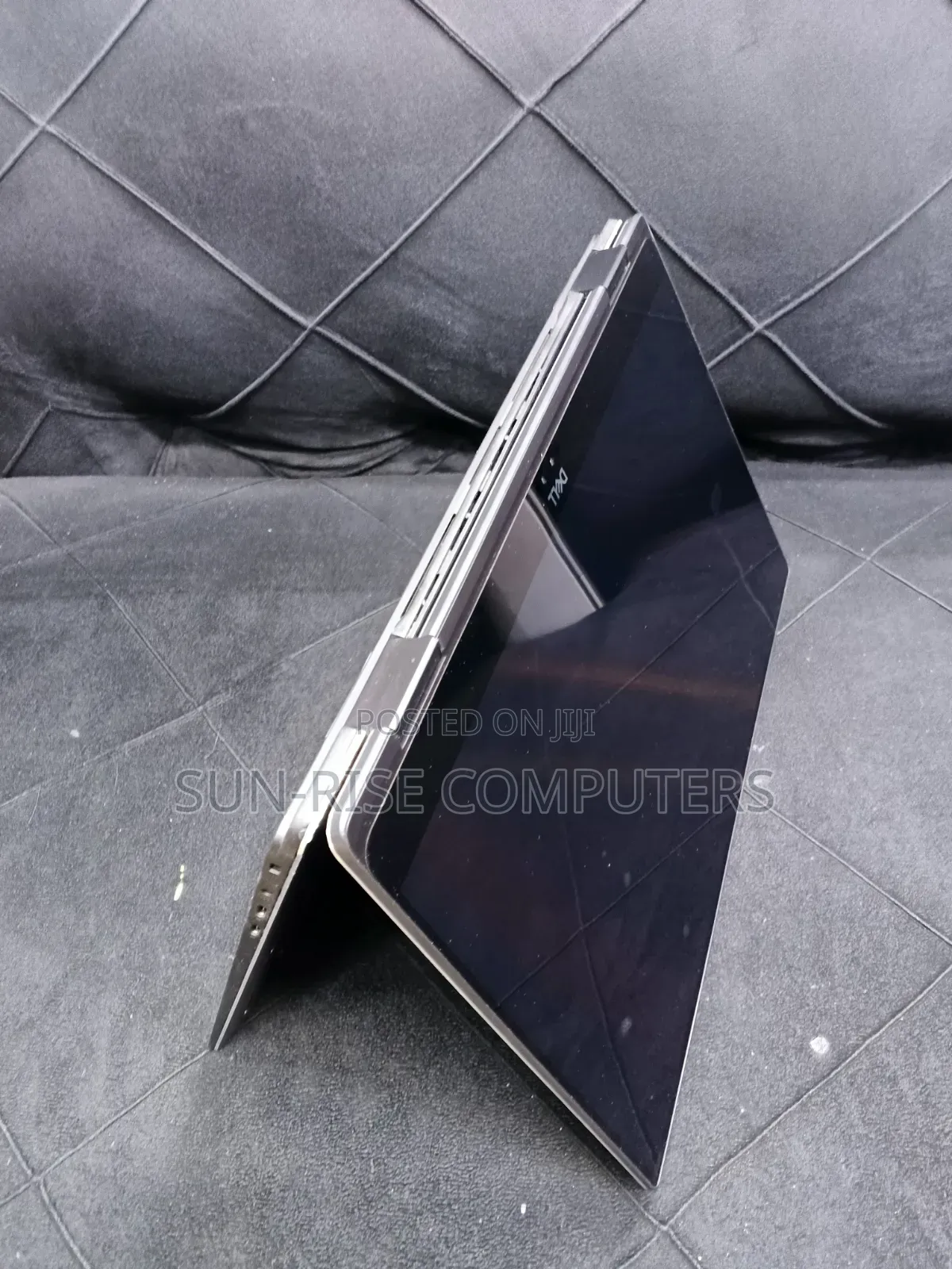 Laptop Dell XPS 15 9575 2-in-1 16GB Intel Core i7 SSD 512GB