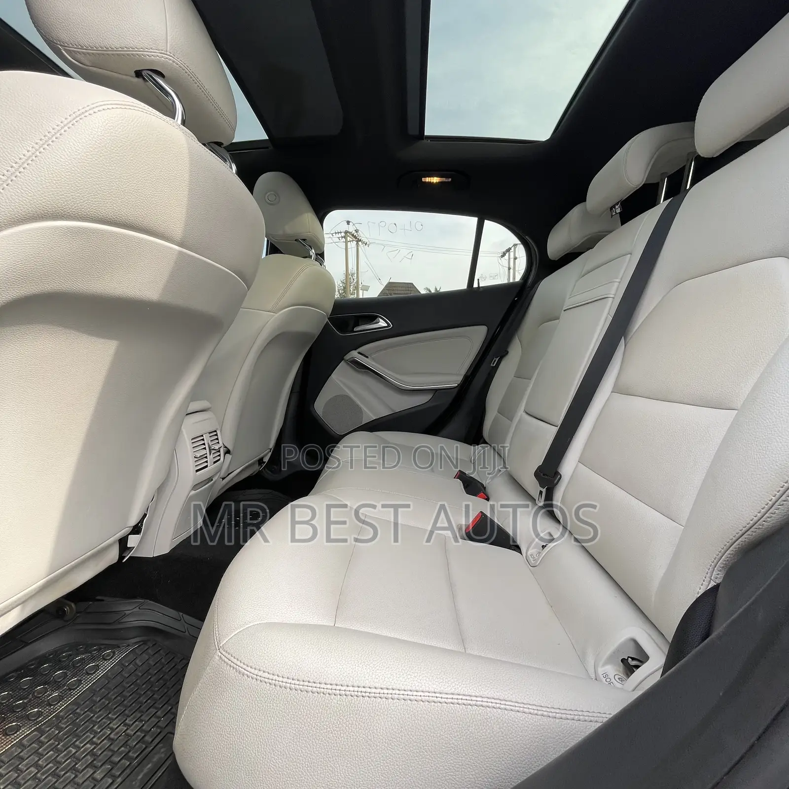 Mercedes-Benz GLA-Class GLA250 4MATIC 4dr SUV AWD (2.0L 4cyl Turbo 7AM) Black