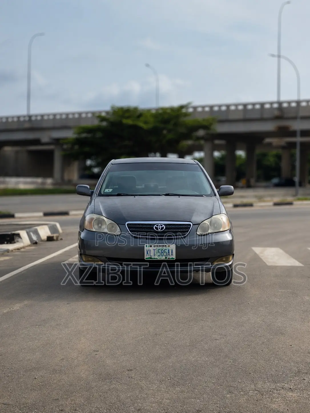 Toyota Corolla LE 2005 Gray