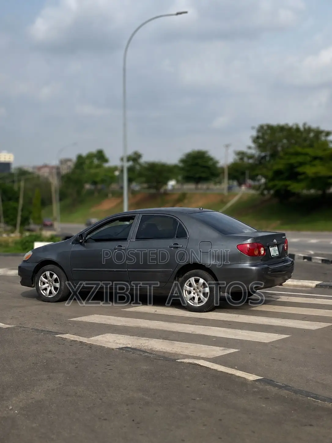 Toyota Corolla LE 2005 Gray