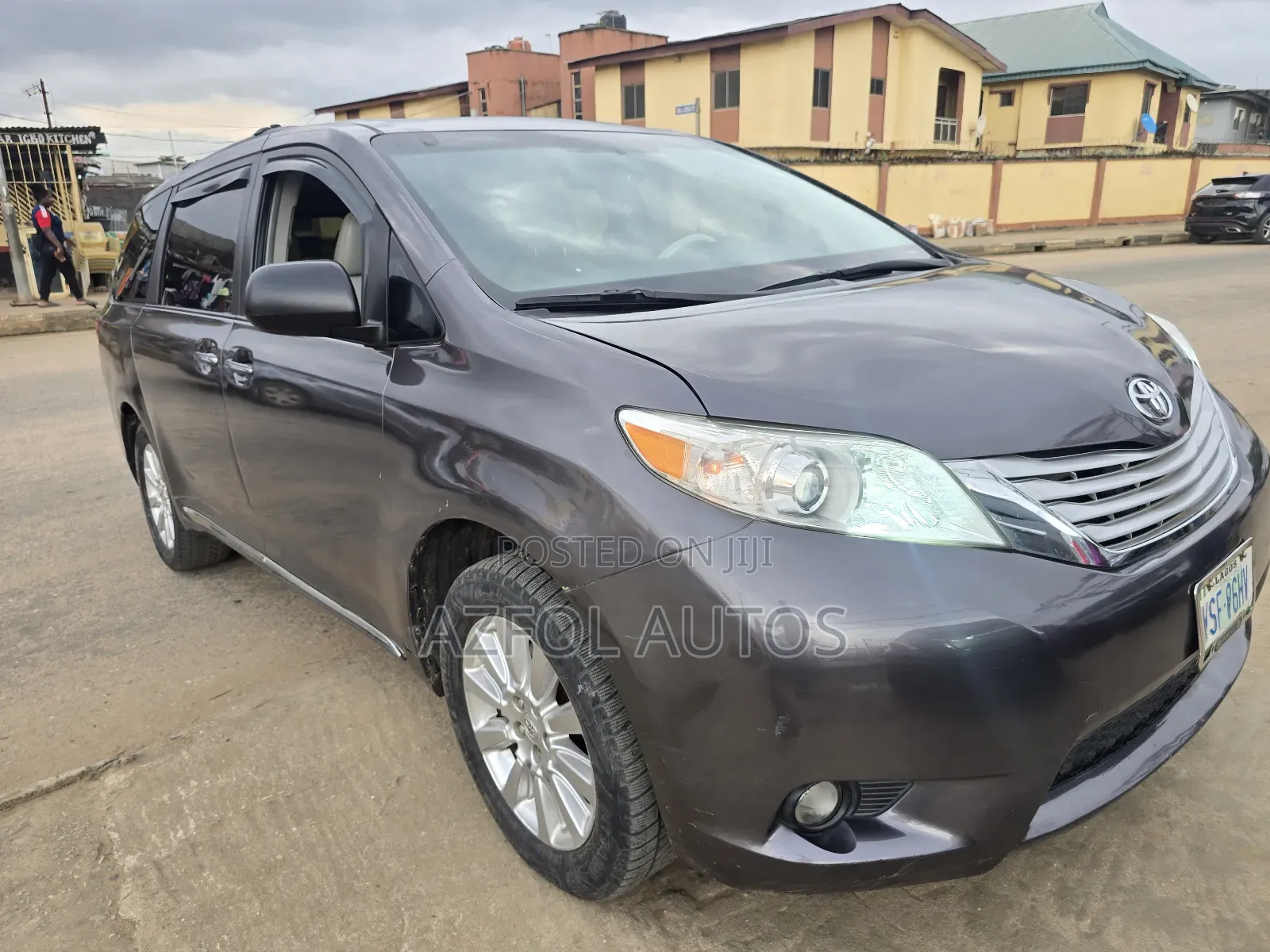 Toyota Sienna XLE 7 Passenger 2010 Blue