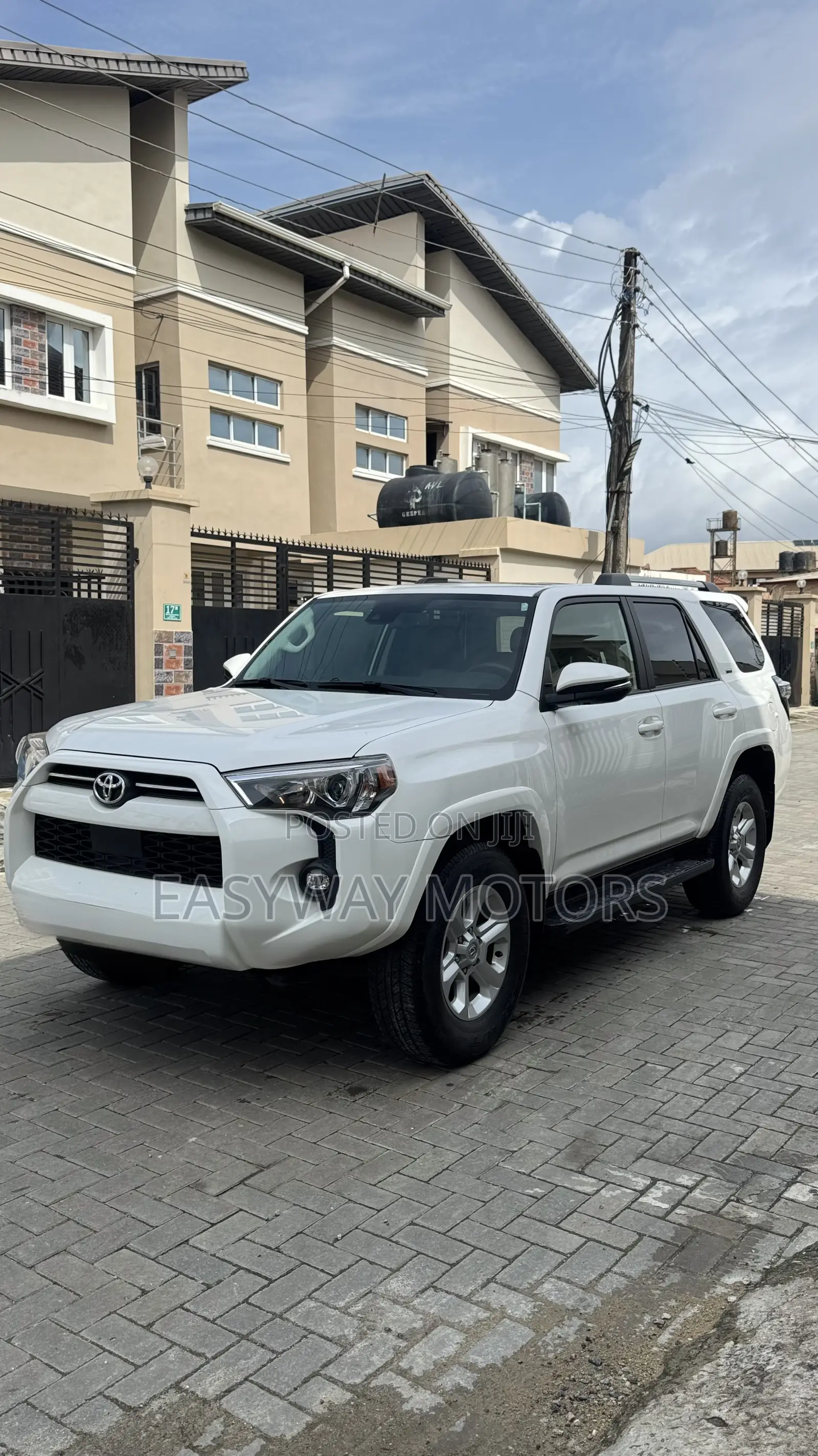 Toyota 4-Runner Limited 4WD 2023 White