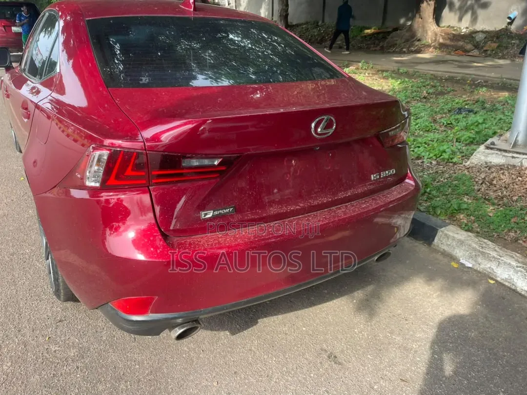 Lexus IS 350 RWD 2015 Red