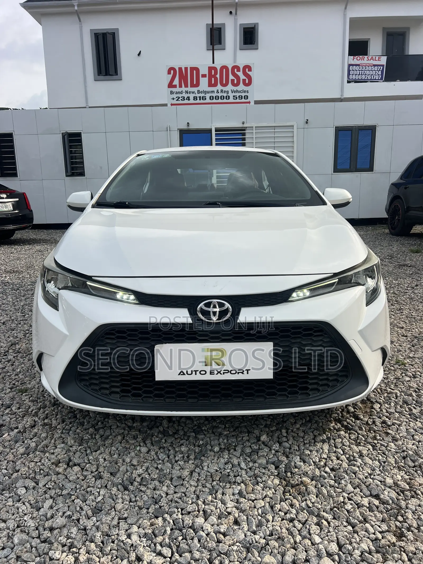 Toyota Corolla LE 2021 White