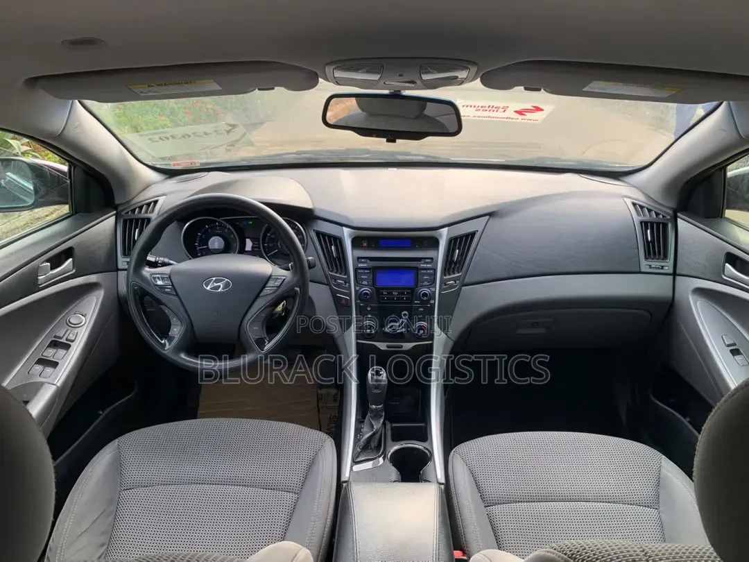 Hyundai Sonata GLS Sedan FWD (2.4L 4cyl 6A) 2012 Black