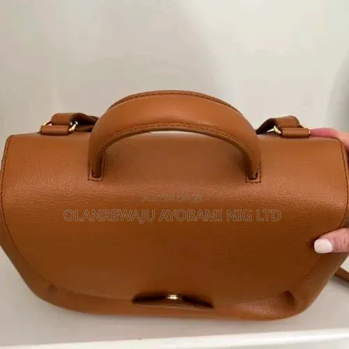 Everything Ladies-Everything Classic Handbags