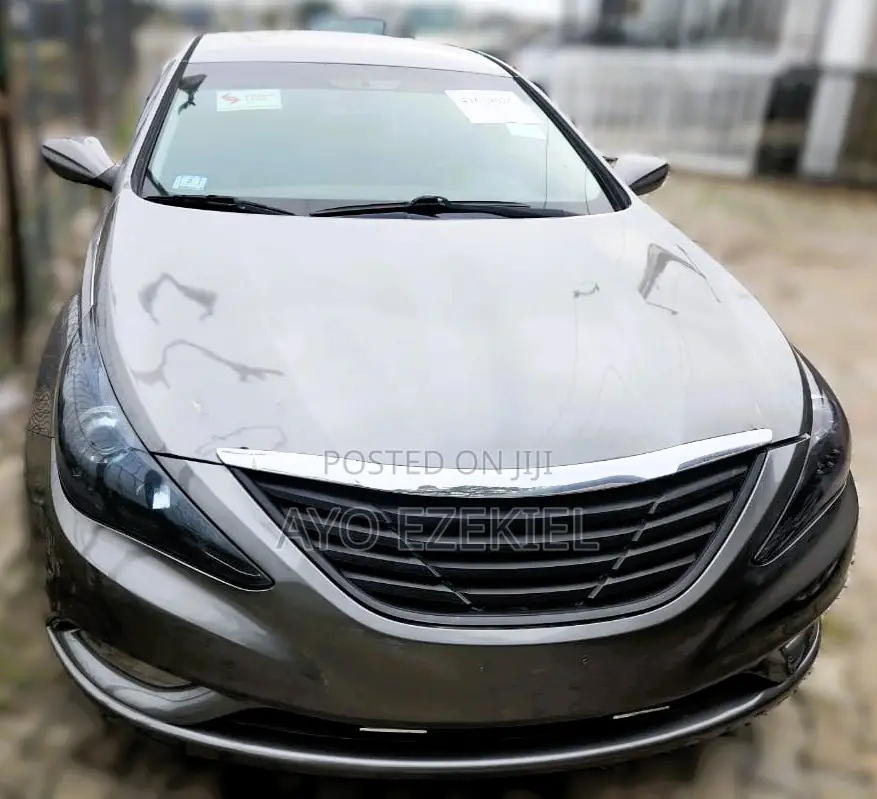 Hyundai Sonata Limited Sedan FWD (2.4L 4cyl 6A) 2013 Gray