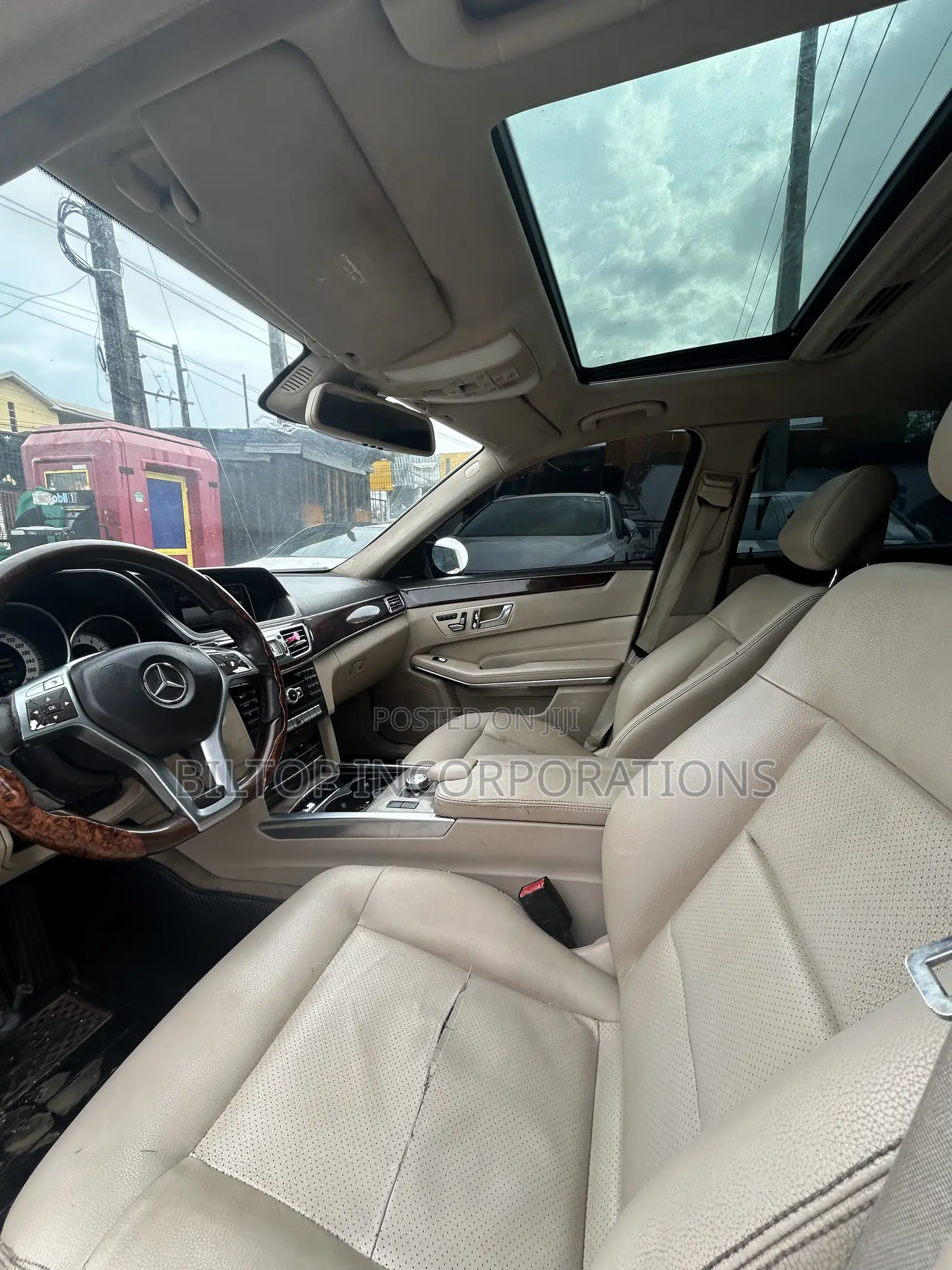 Mercedes-Benz E350 Base 4Matic Sedan AWD (3.5L 6cyl 7A) 2014 White