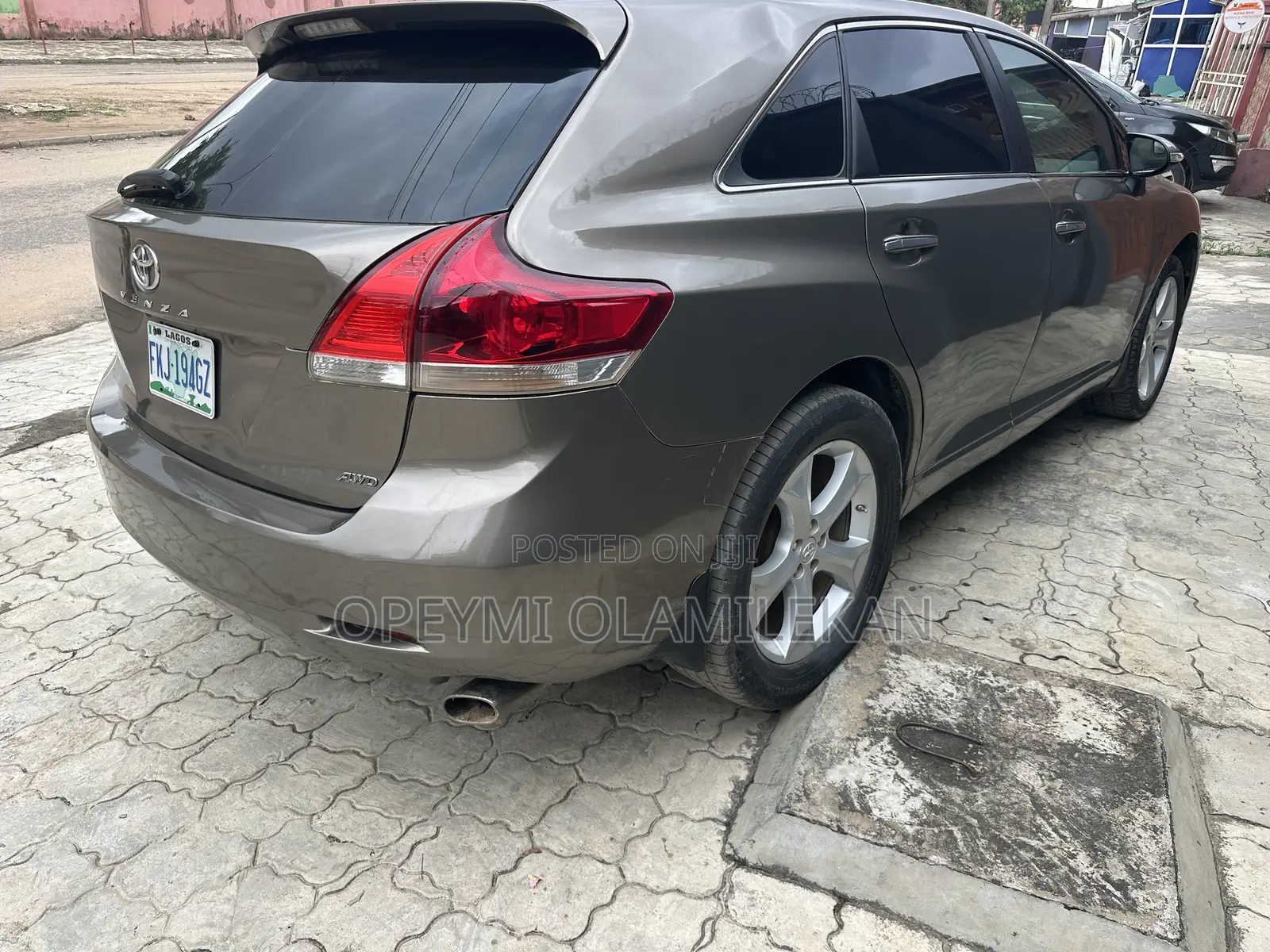 Toyota Venza XLE 2010 Ivory