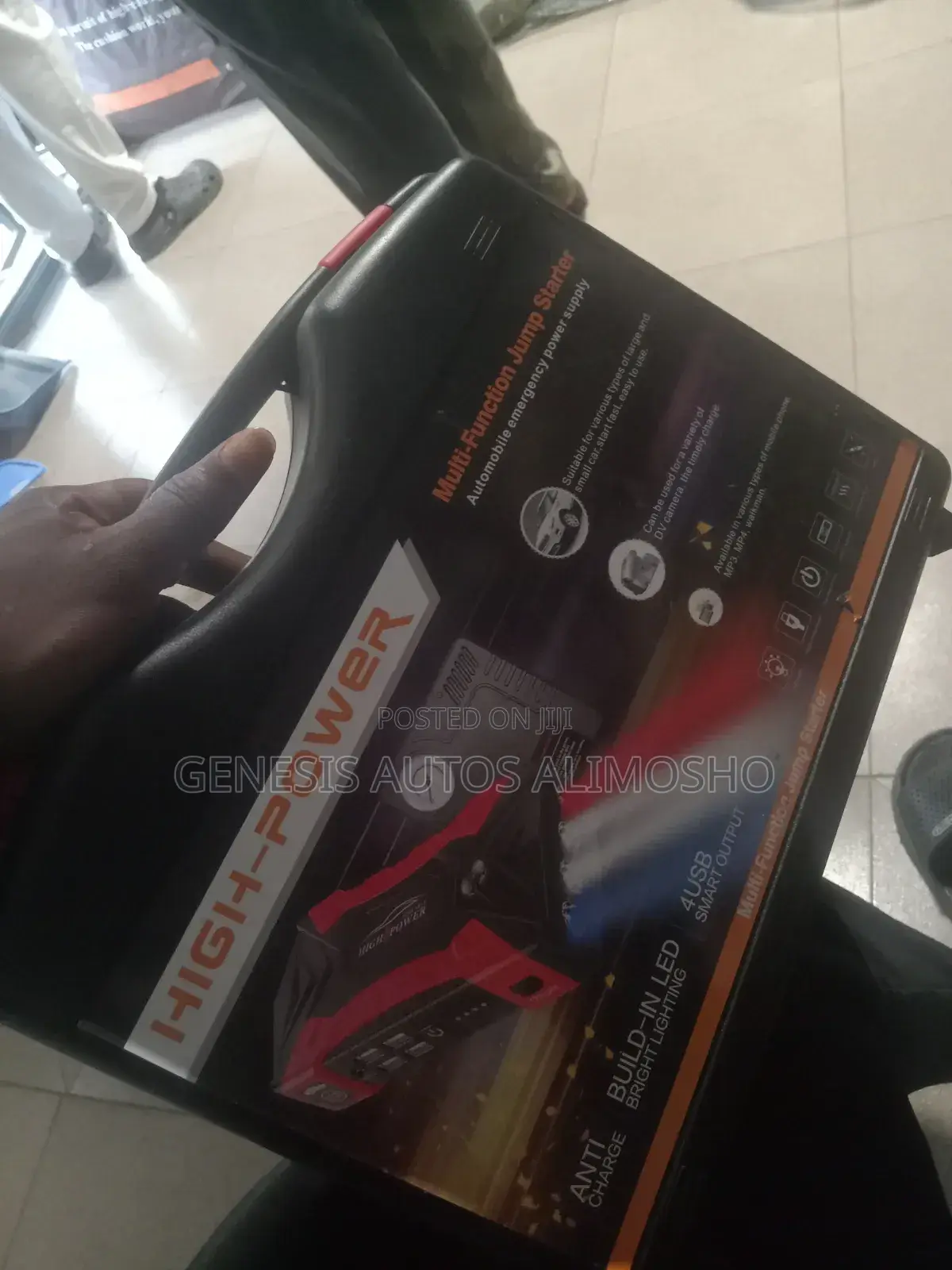 Car Jump Starter & Emergency Power Bank.