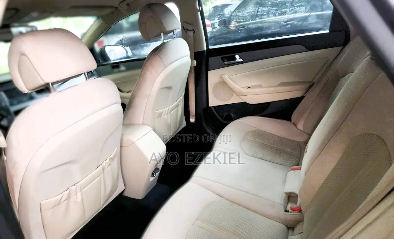Hyundai Sonata Base Sedan FWD (2.4L 4cyl 6A) 2016 Gray