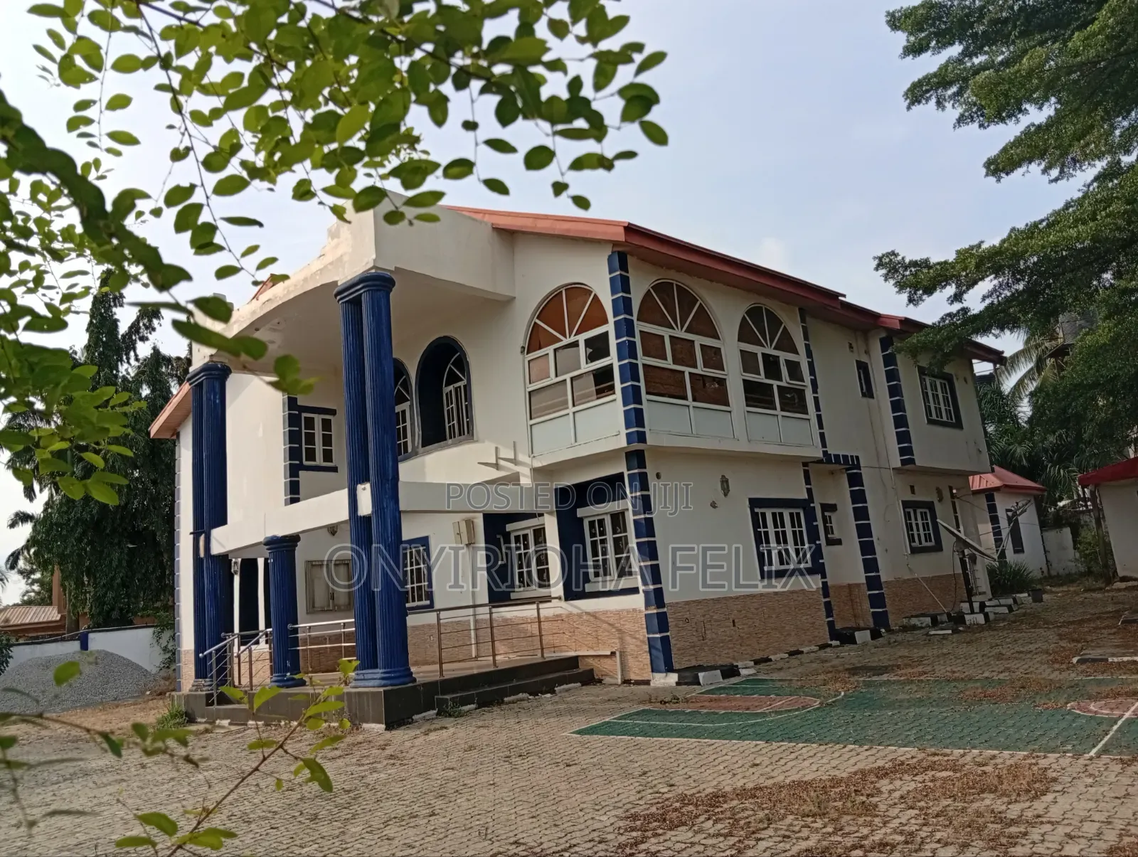 5bdrm Duplex in Gwarinpa Main, Bunkoro for sale
