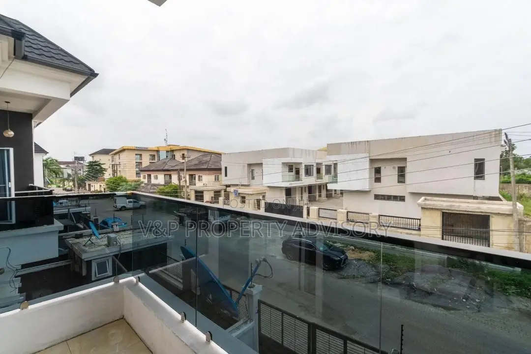 Furnished 4bdrm Duplex in Chevy View, Chevron for rent