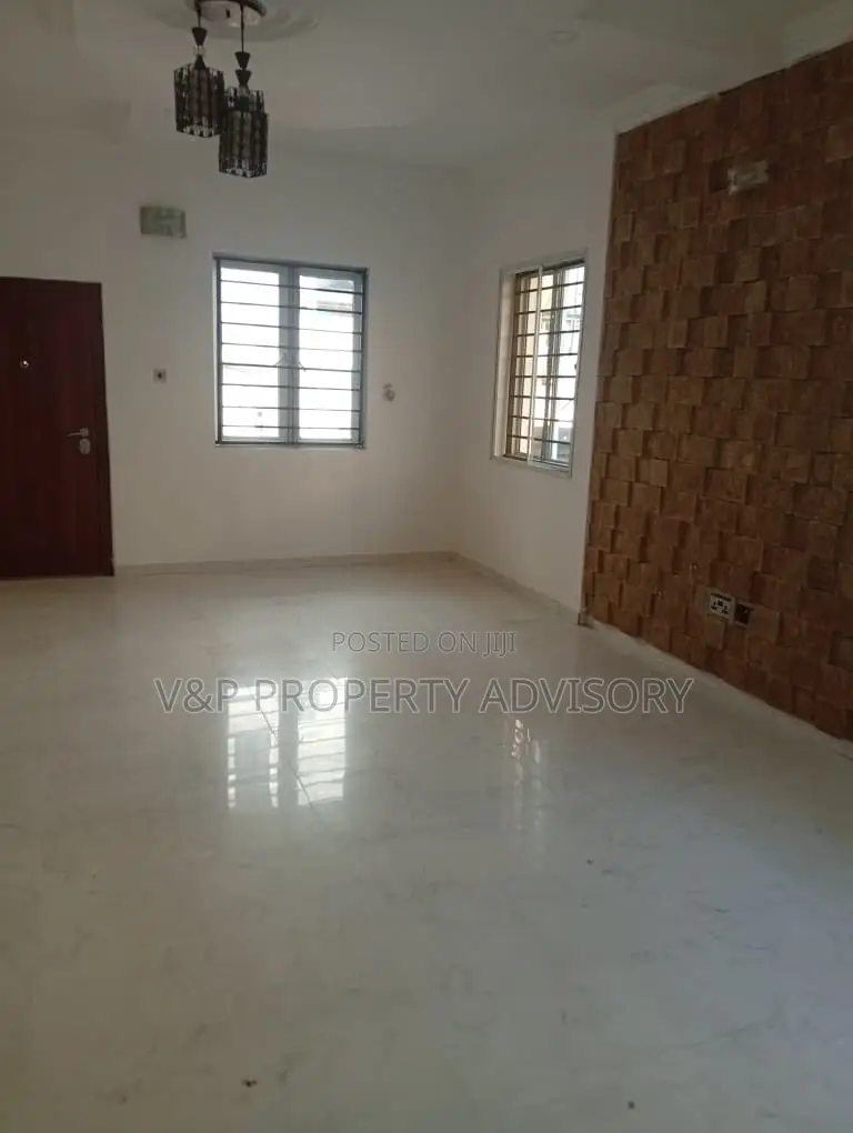 4bdrm House in Chevy View Estate, Chevron for rent
