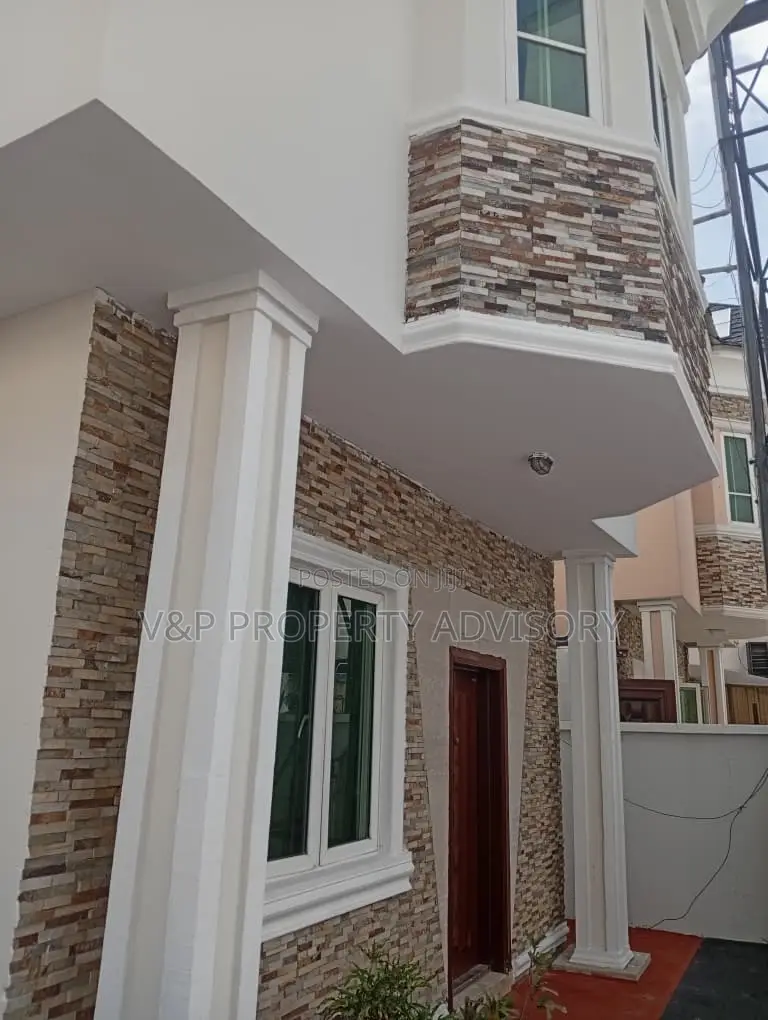 4bdrm House in Chevy View Estate, Chevron for rent