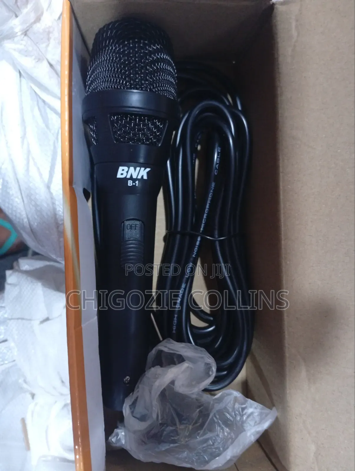 BNK B-1 Beta Professional Microphone