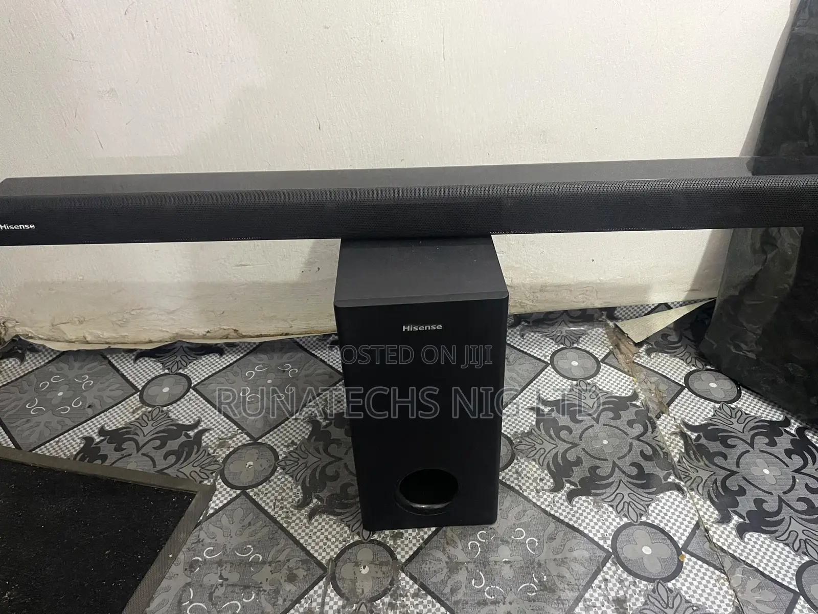 Hisense 200 Watts Sound Bar Super Bass Speaker