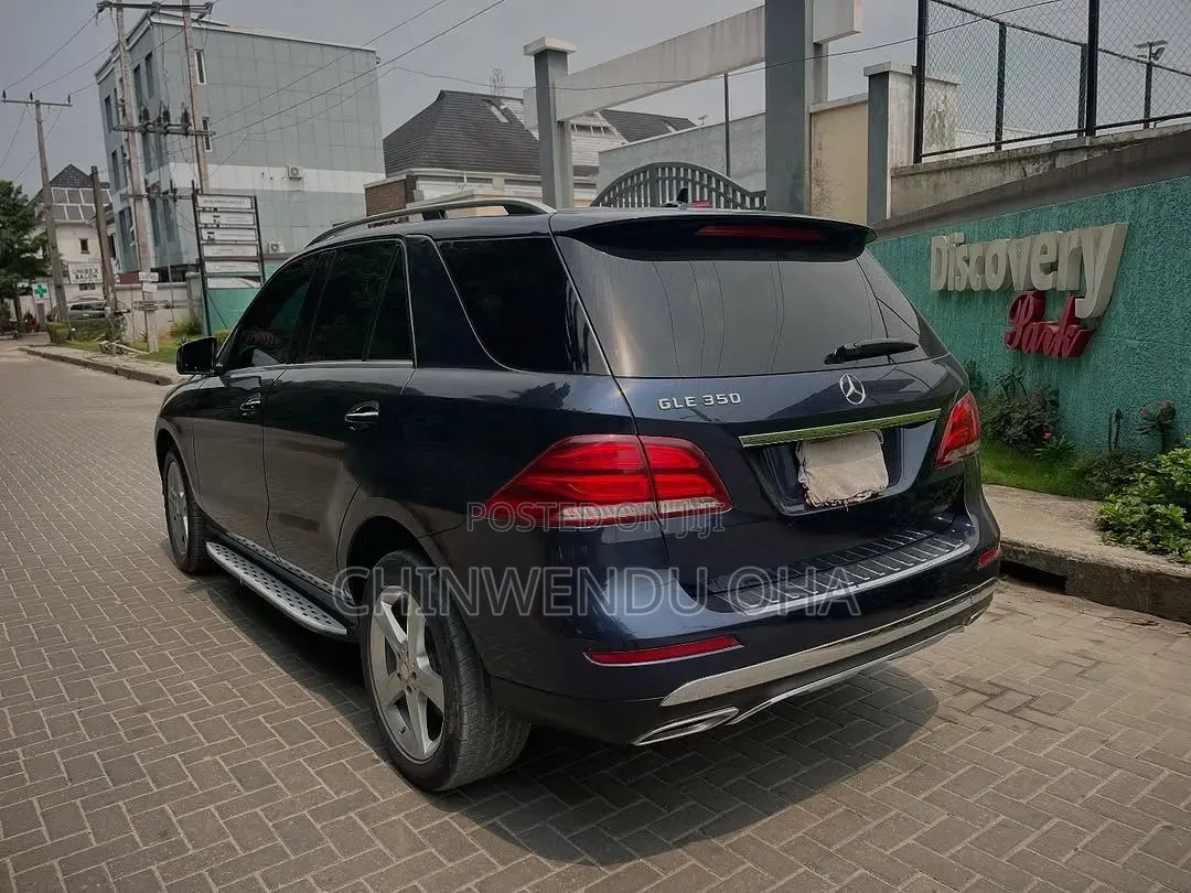 Mercedes-Benz GLE-Class 2016 Blue