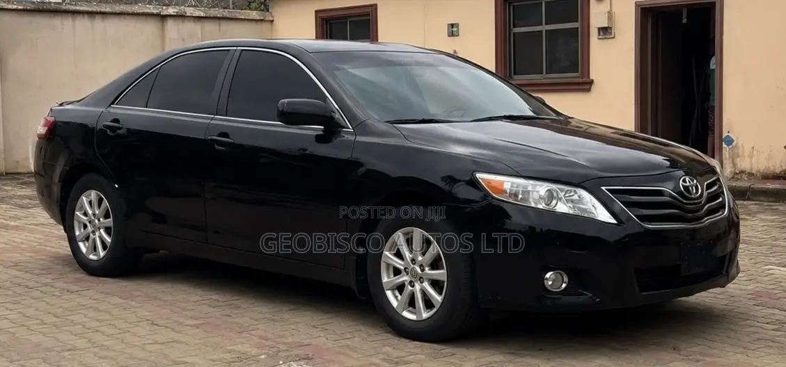 Toyota Camry LE 4dr Sedan (2.5L 4cyl 6A) 2012 Black