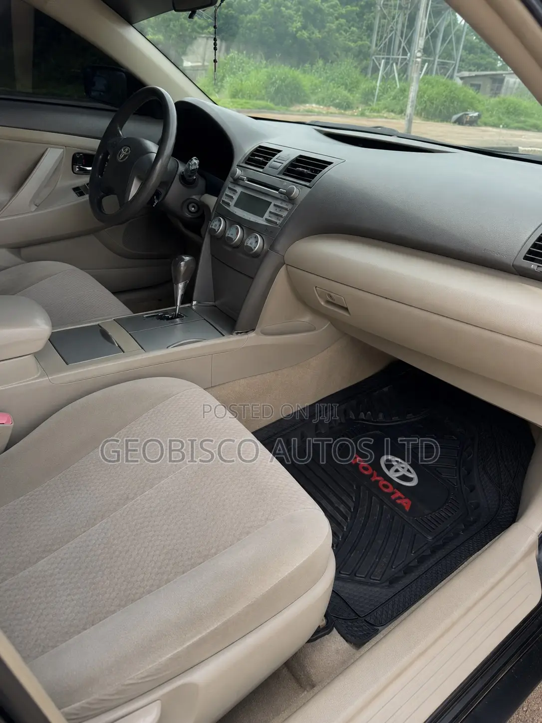Toyota Camry LE 4dr Sedan (2.5L 4cyl 6A) 2012 Black