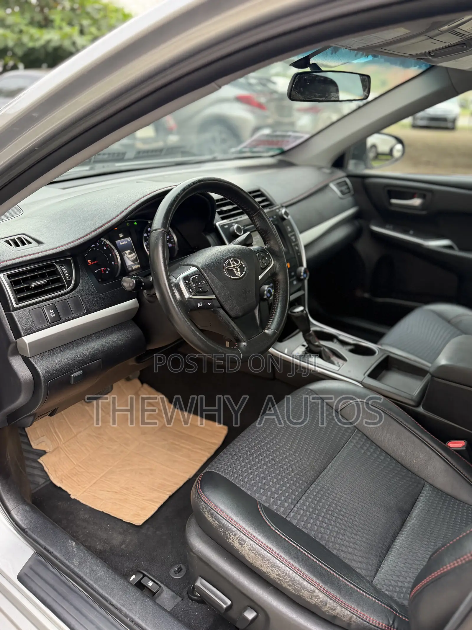 Toyota Camry SE 4dr Sedan (2.5L 4cyl 6A) 2016 Silver