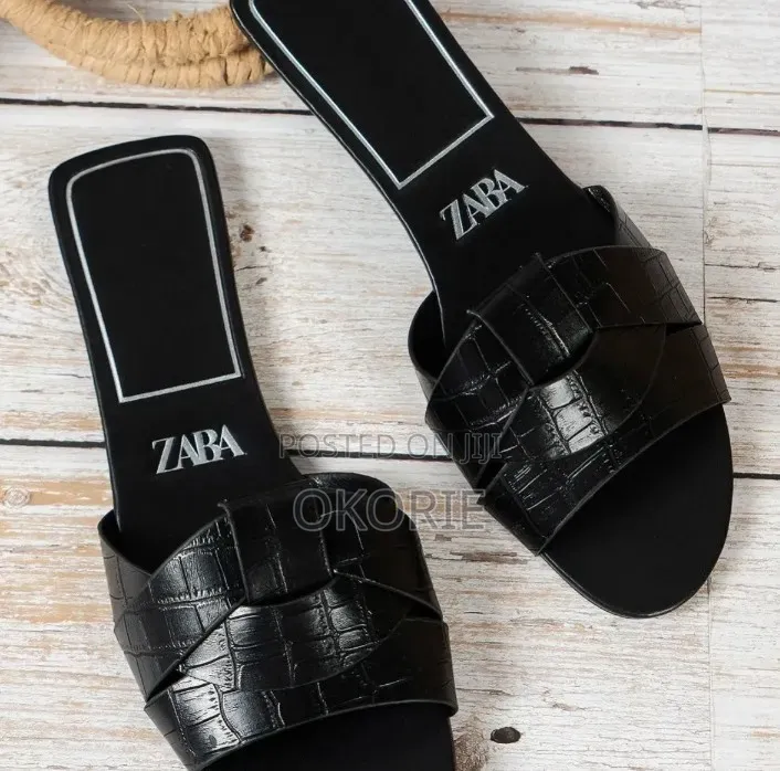 Zara Women's Black Croc-Texture Flat Slide Slippers