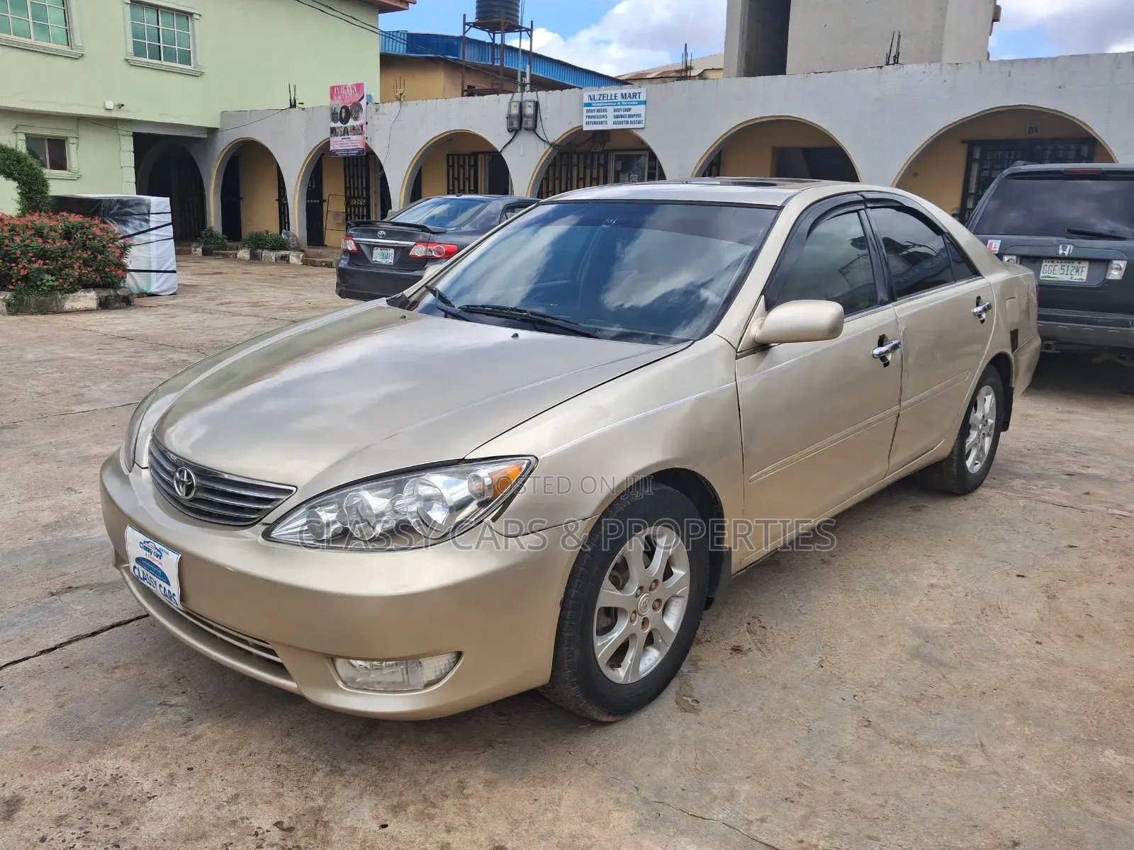 Toyota Camry LE 4dr Sedan (2.4L 4cyl 5A) 2006 Gold