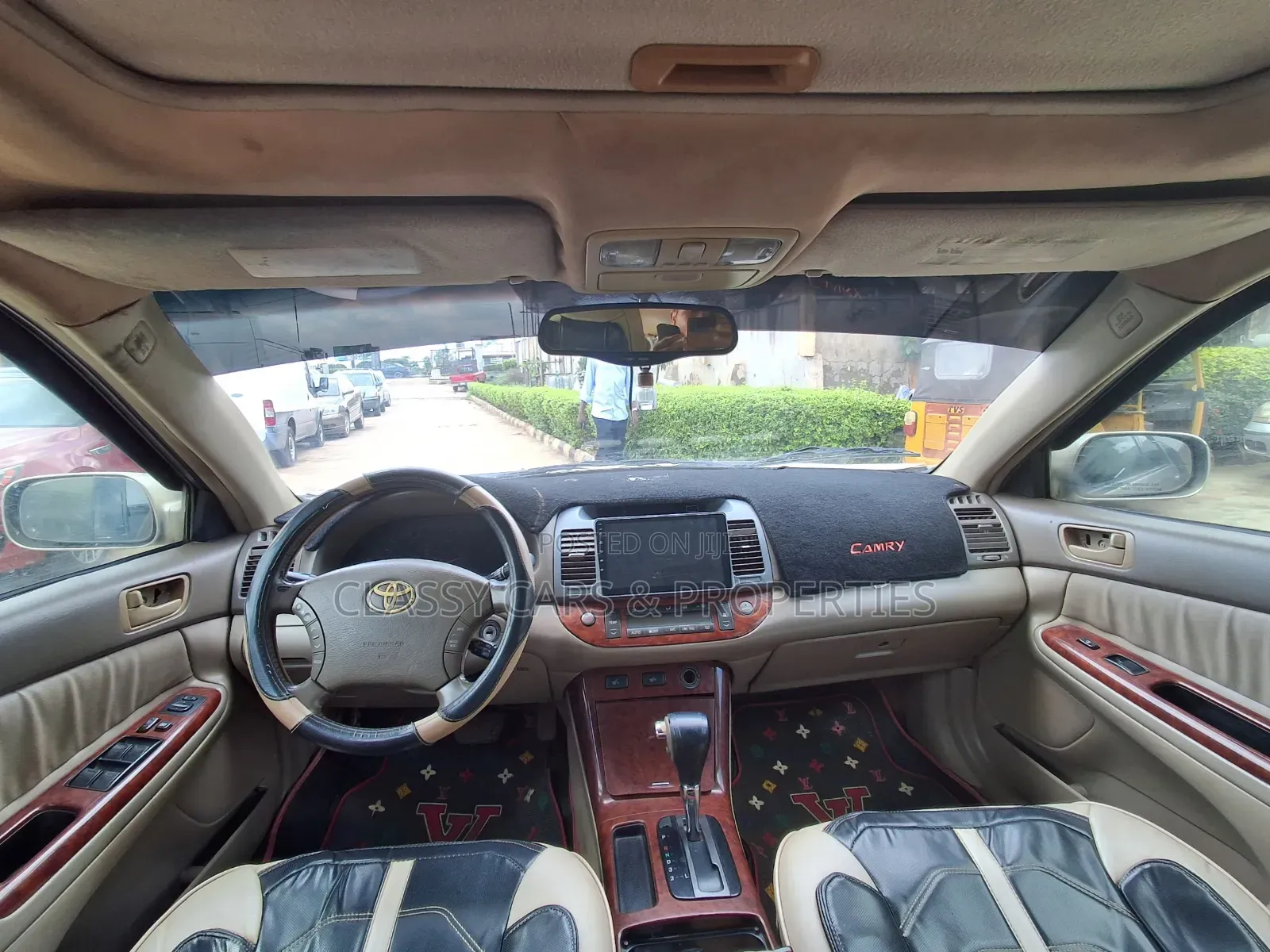 Toyota Camry LE 4dr Sedan (2.4L 4cyl 5A) 2006 Gold