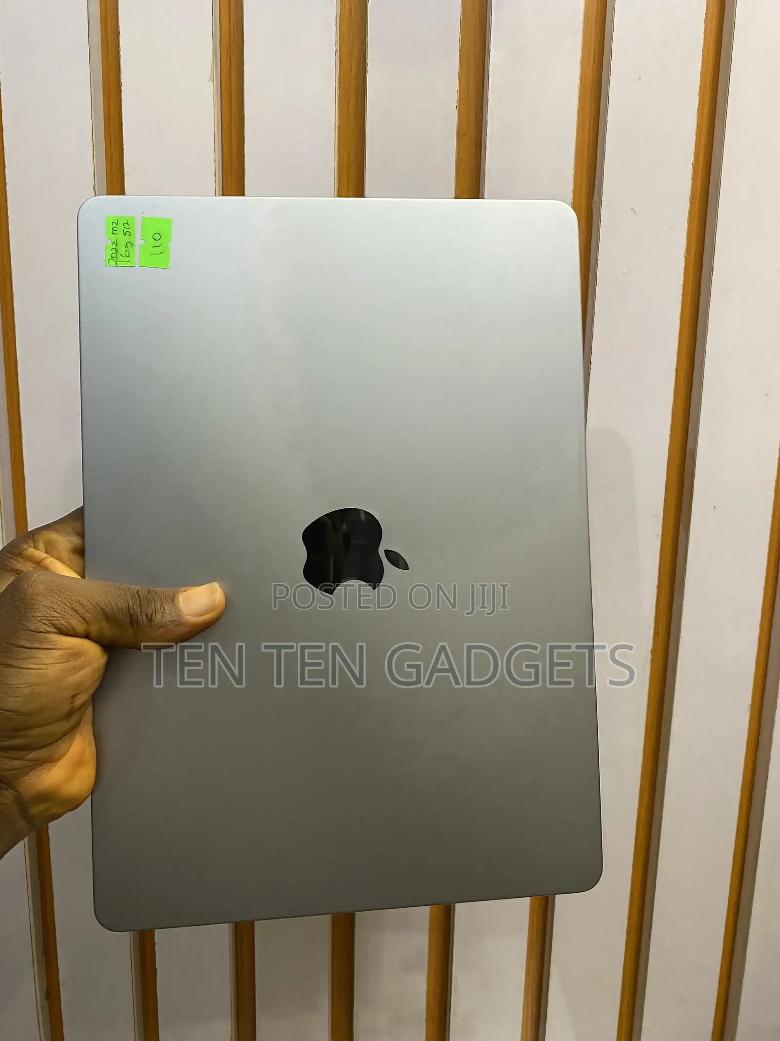 Laptop Apple MacBook Air 2022 M2 16GB Apple M2 SSD 512GB
