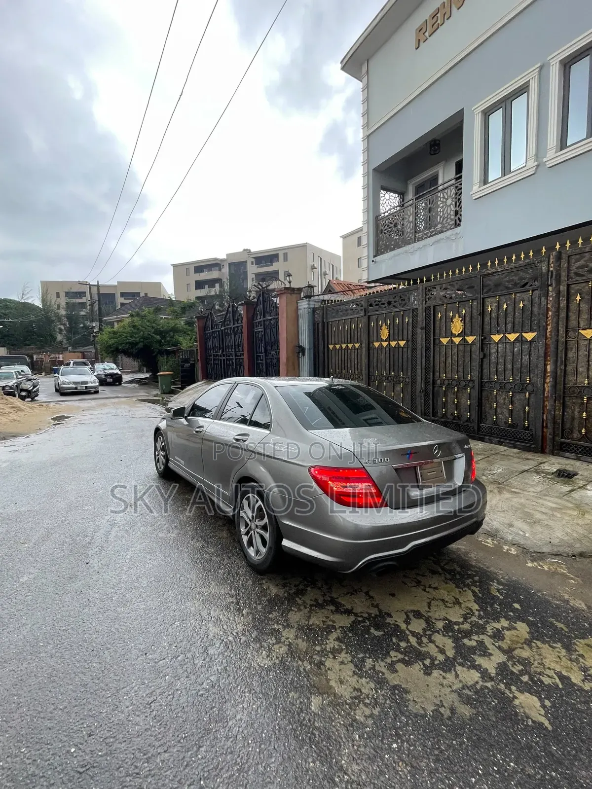 Mercedes-Benz C300 2012 Gray