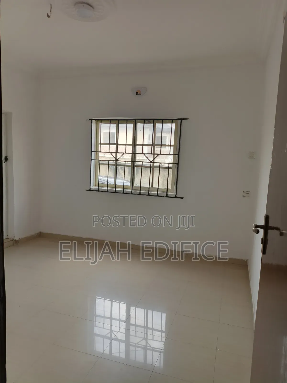 Furnished 3bdrm Block of Flats in Solomade, Ikorodu Garage for rent