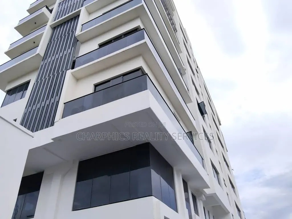2bdrm Apartment in Adeola Odeku for rent