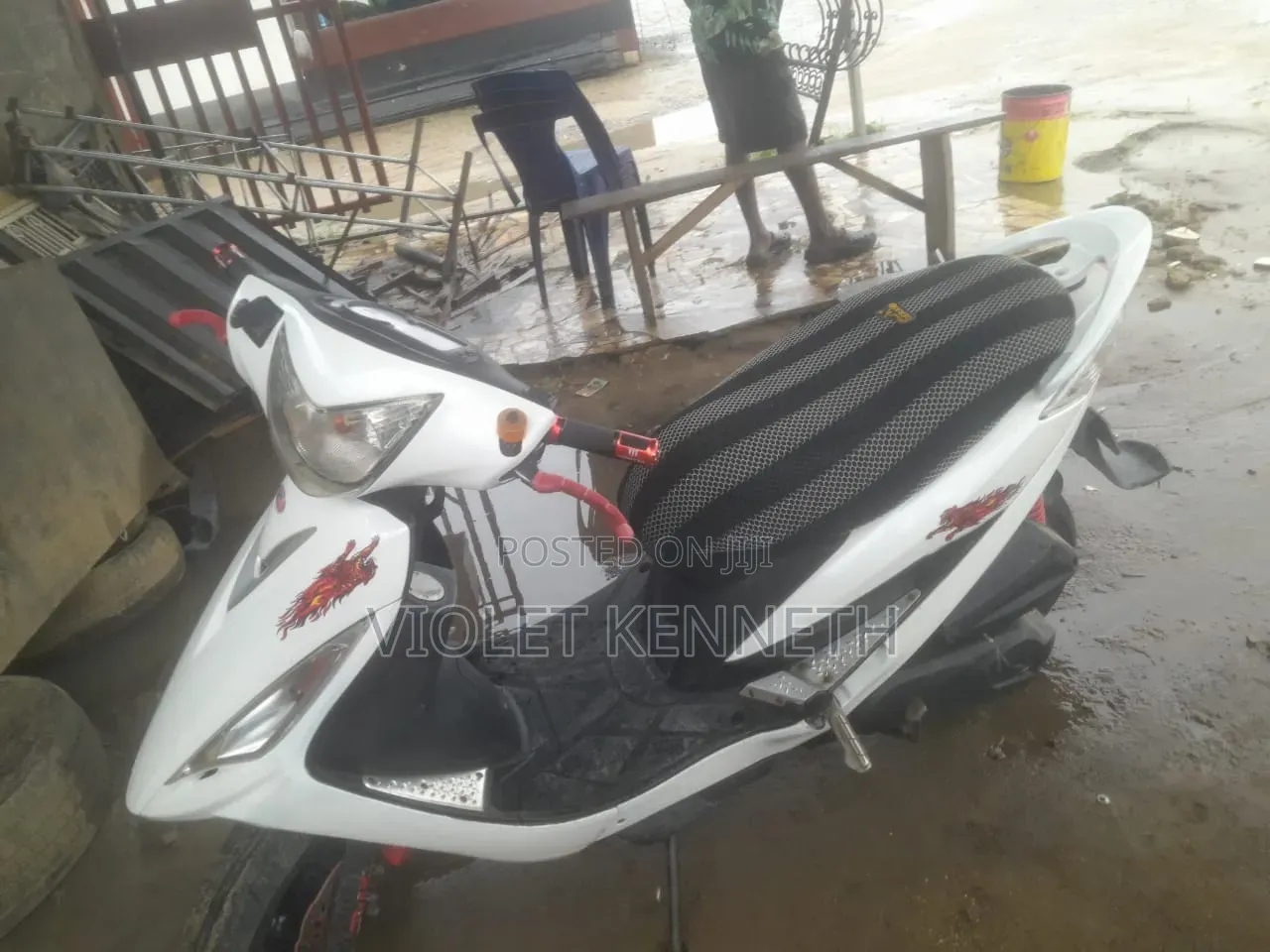 Motorcycle 2004 White