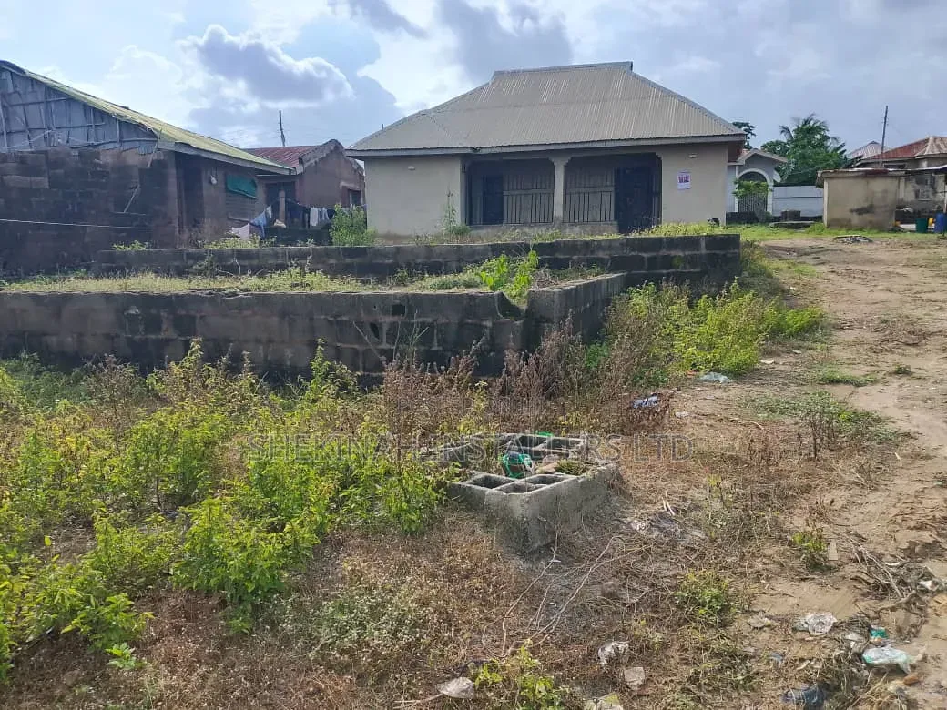 2bdrm Bungalow in Gbelu, Ibadan for sale