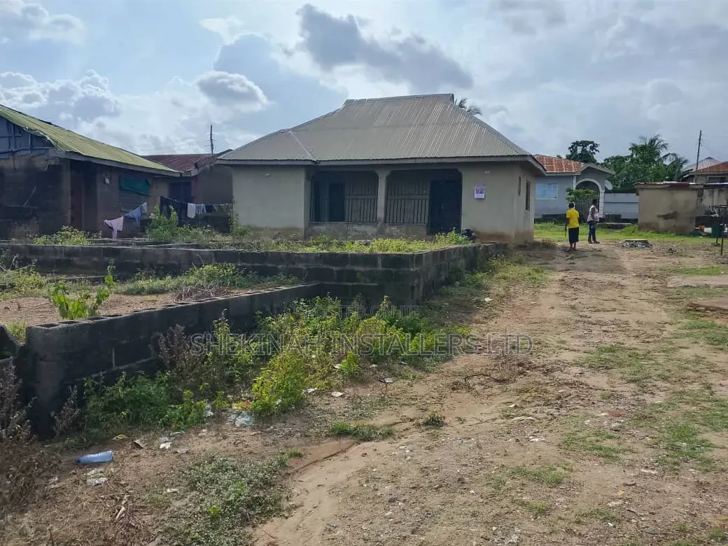 2bdrm Bungalow in Gbelu, Ibadan for sale