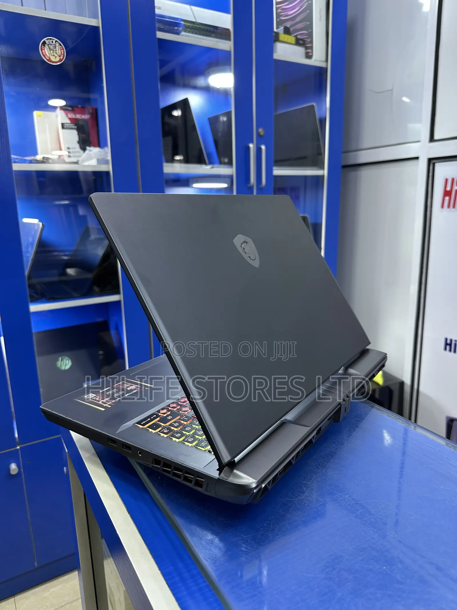 Laptop MSI Vector 17 HX AI A2XWJG 32GB Intel Core Ultra 9 SSD 1T